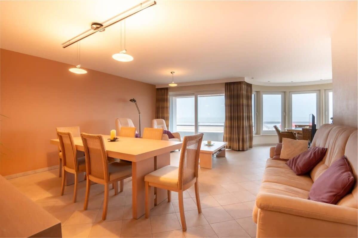 Appartement Marvelous With A Stunning View And Garage Ostende