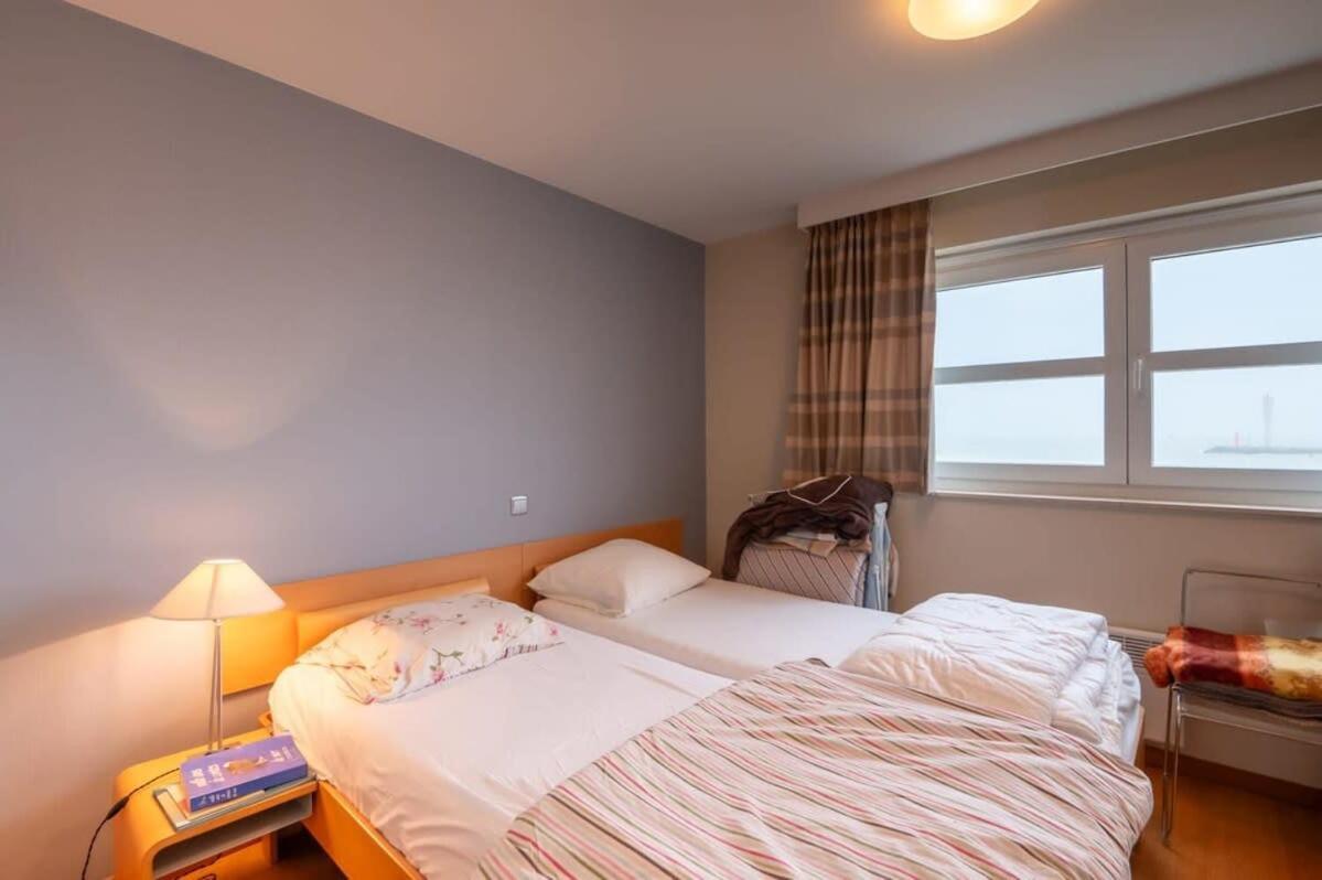 Marvelous With A Stunning View And Garage Appartement Ostende