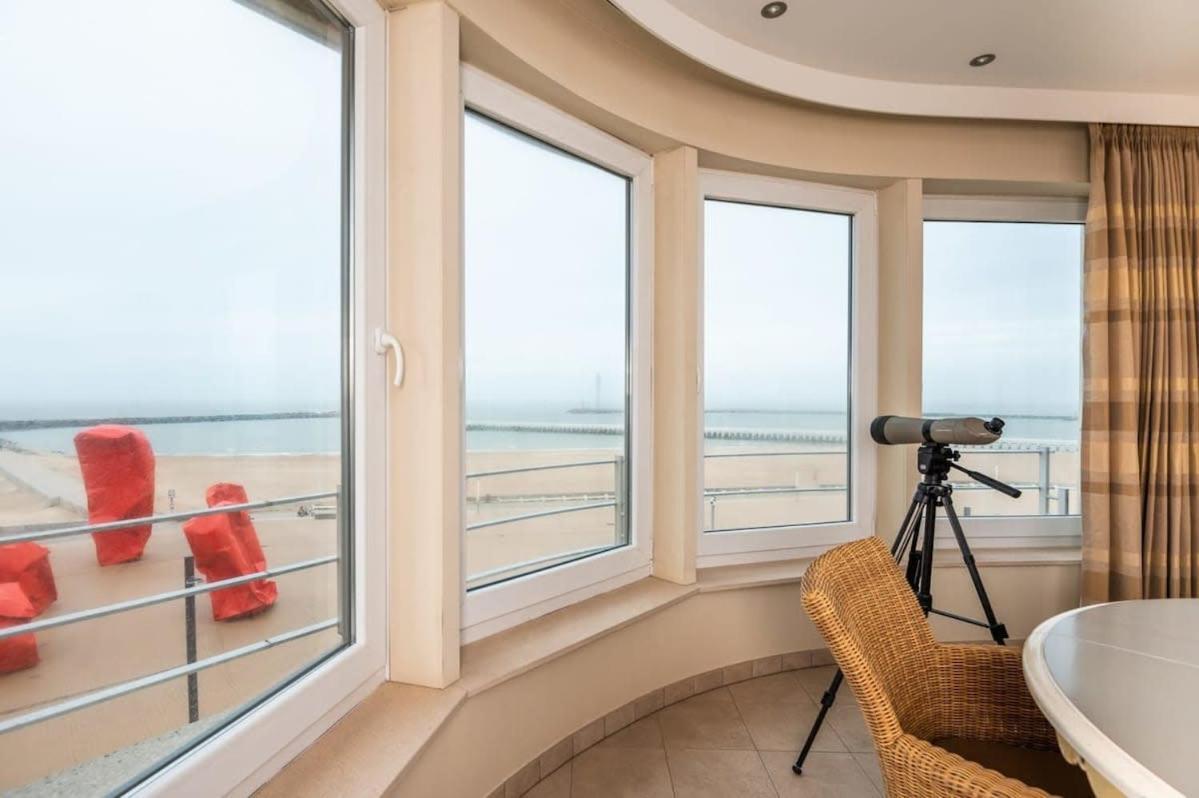 Marvelous With A Stunning View And Garage Appartement Ostende